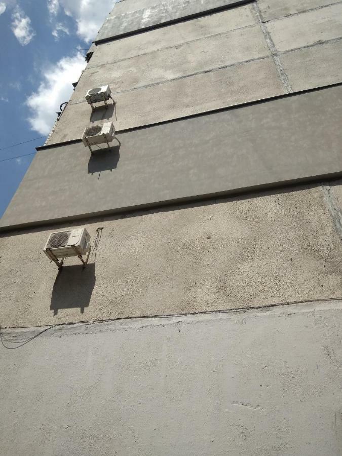 Квартира Рядом С Метро Kharkiv Exterior photo